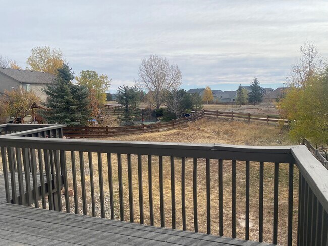 Building Photo - 10387 Ross Lake Dr