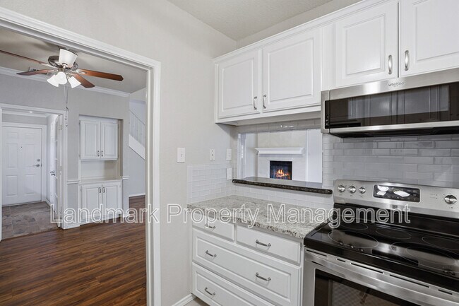 Building Photo - 5845 Water Ridge Dr