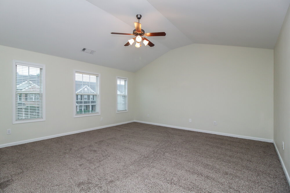 Building Photo - 6795 White Walnut Way