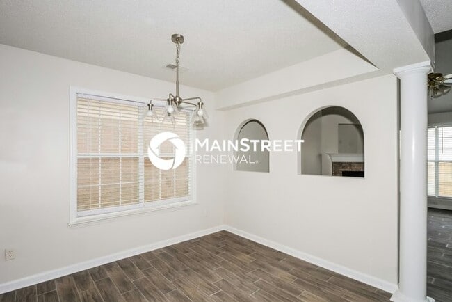 Building Photo - 3 Bedroom Pet-Friendly Home in CORDOVA, TN with Main Street Renewal