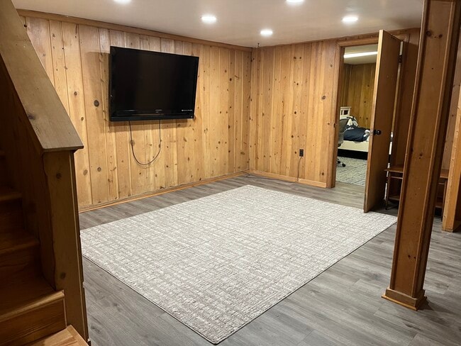 Building Photo - 1955 N Woodrow St