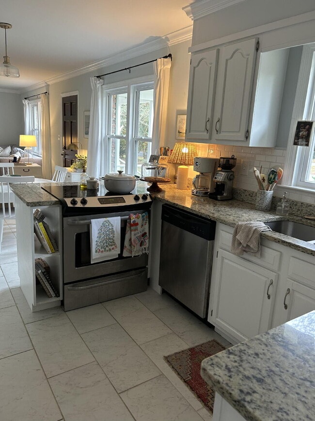 Building Photo - One Story James Island Home