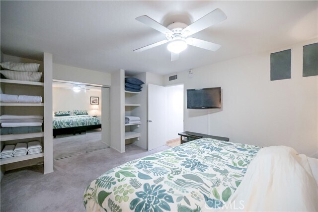 Building Photo - 4425 Whitsett Ave