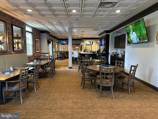 Building Photo - 43395 Briar Creek Terrace