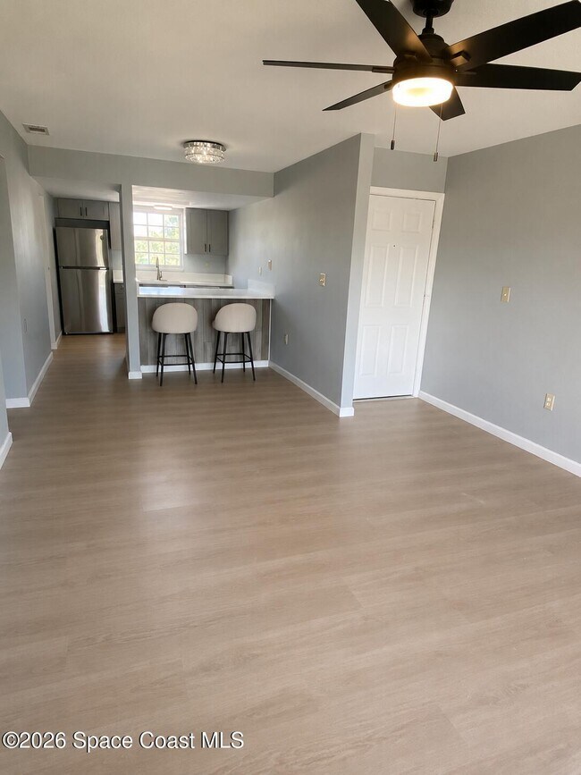 Building Photo - 207 Bristol Ln