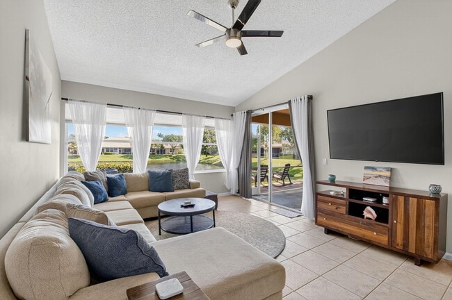 Building Photo - 235 Coral Trace Ln