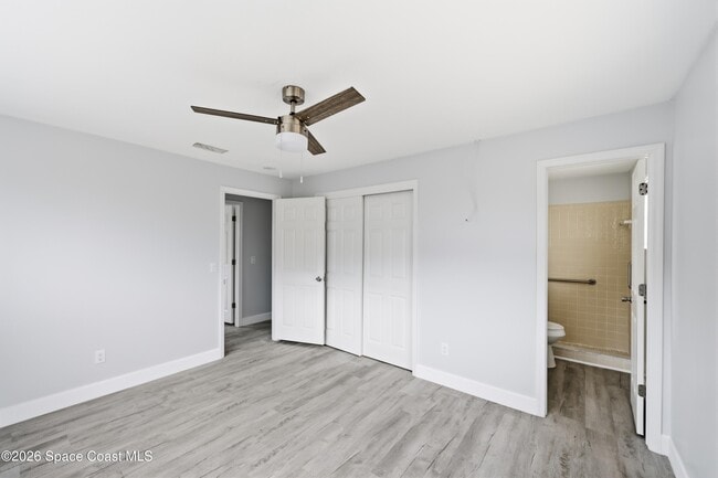 Building Photo - 1715 N Merrimac Dr