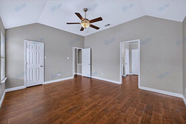 Building Photo - 9917 Channing Rd