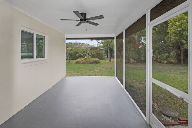 Building Photo - Hourglass Lakes Annual Home for Rent