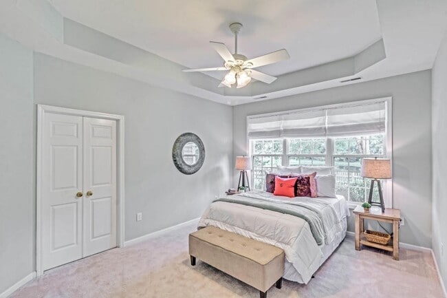 Building Photo - Available May 11th. Gorgeous 4 BR/2.5 BA Home Available in Berkleigh!