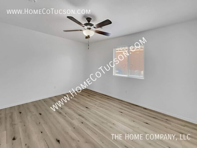 Building Photo - 7622 W August Moon Pl