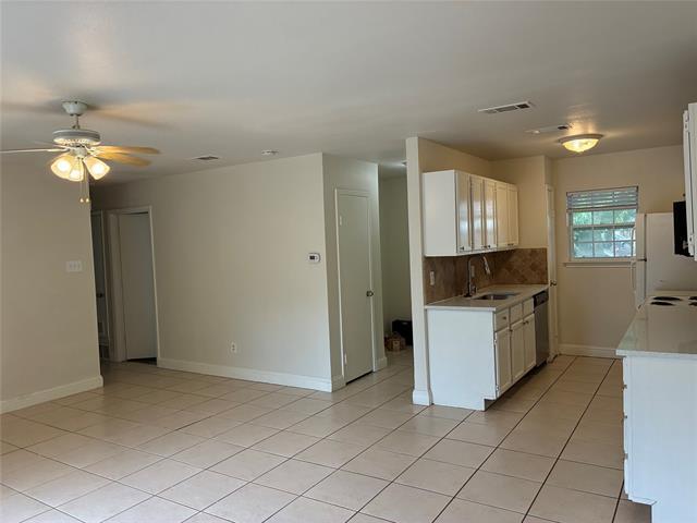 Building Photo - 2622 Foxcroft Ln