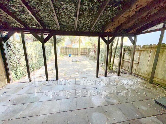 Building Photo - 114 Opp Blvd NE