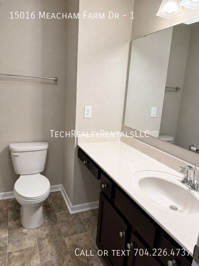 Building Photo - 15016 Meacham Farm Dr