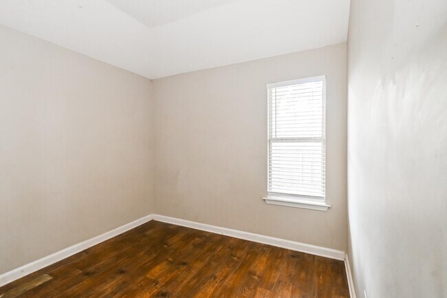 Building Photo - 5230 Bucksport Ln