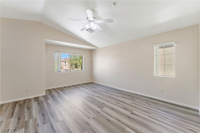 Building Photo - 6425 N Buttercup Creek St