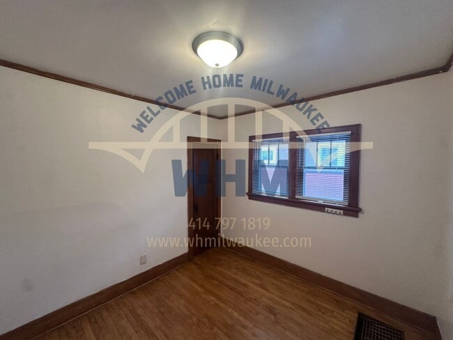 Building Photo - 1603 E Hampshire St