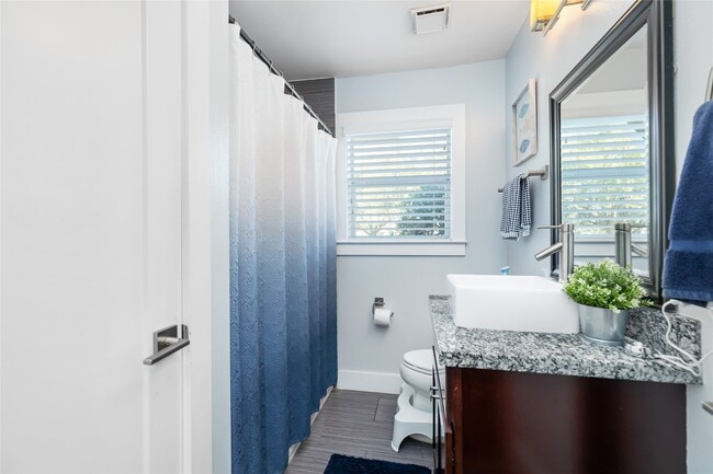 Building Photo - 3615 Murworth Dr