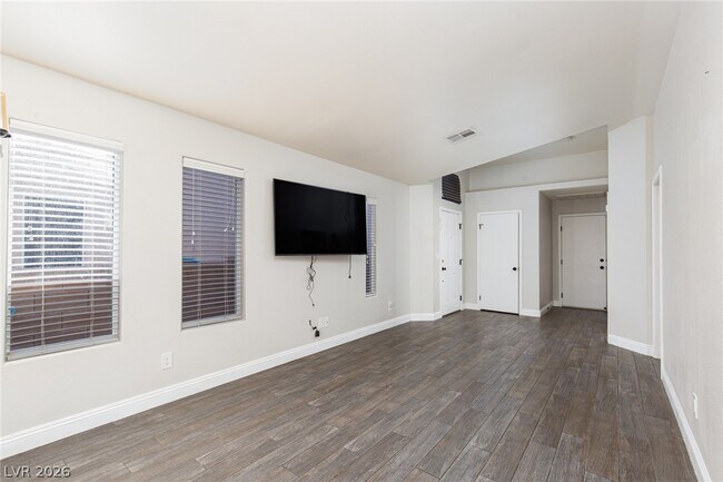 Building Photo - 5748 Chisolm Trail