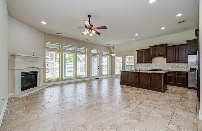 Building Photo - 3814 Trophy Ridge