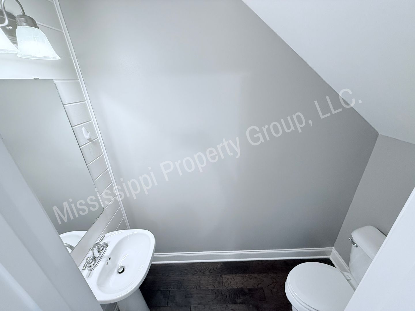 Building Photo - 224 Massee Cir