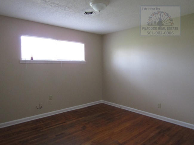 Building Photo - 512-512 Poplar St