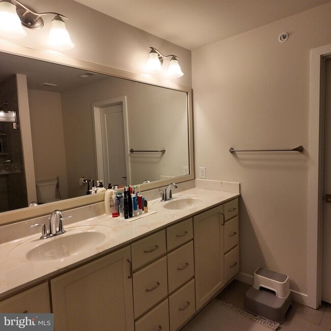 Building Photo - 148 Kennedy Dr