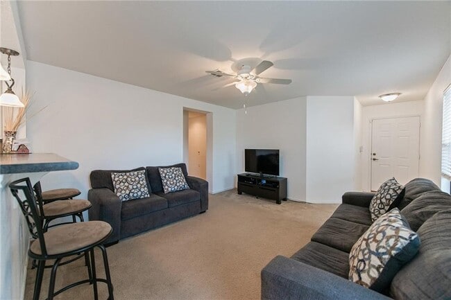 Building Photo - 8916 Milton Lease Dr