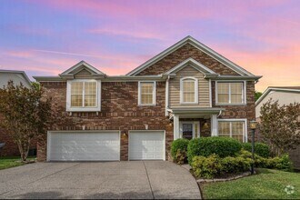 Building Photo - 4 bed/ 2.5 bath in Hermitage TN