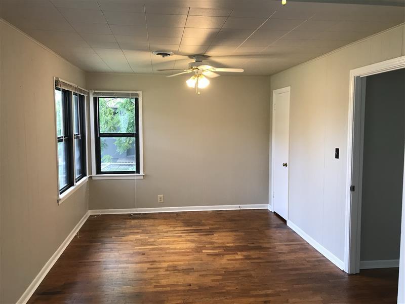 Building Photo - 207 SW 7th St