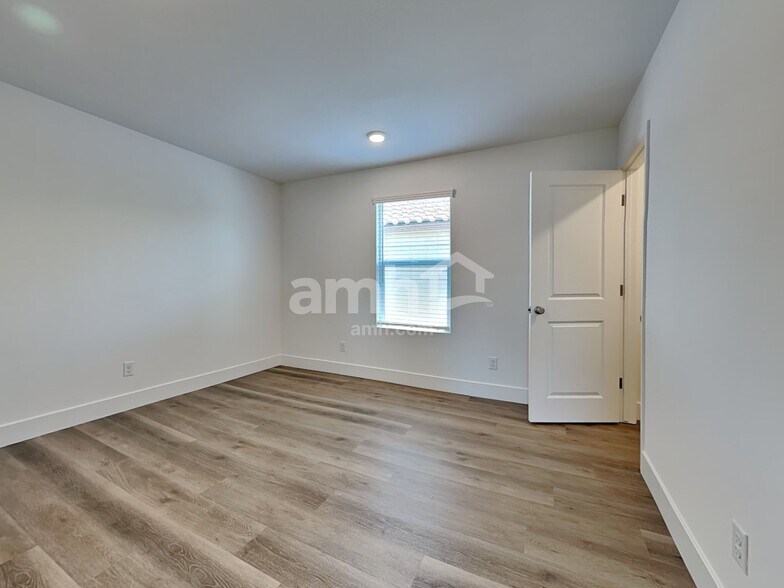 Building Photo - 4206 Halo Hollyhock St