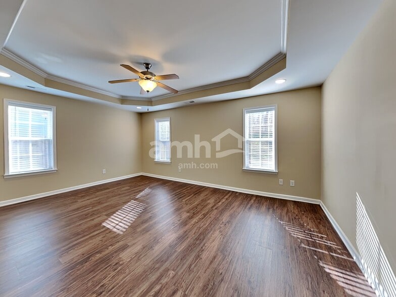 Building Photo - 416 Joneshaven Dr