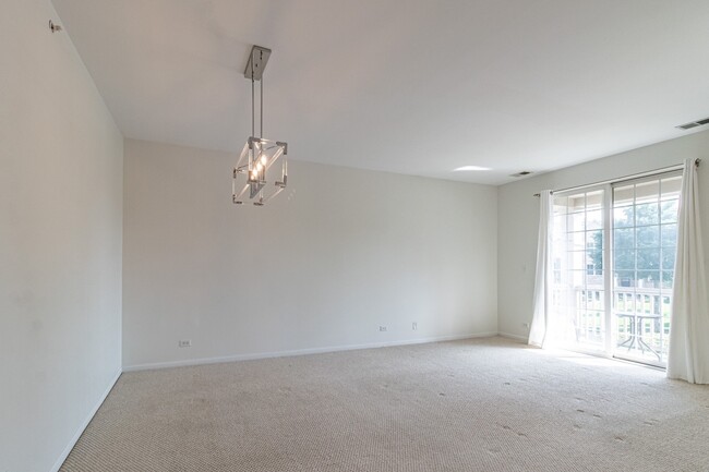 Building Photo - 200 Rosehall Dr