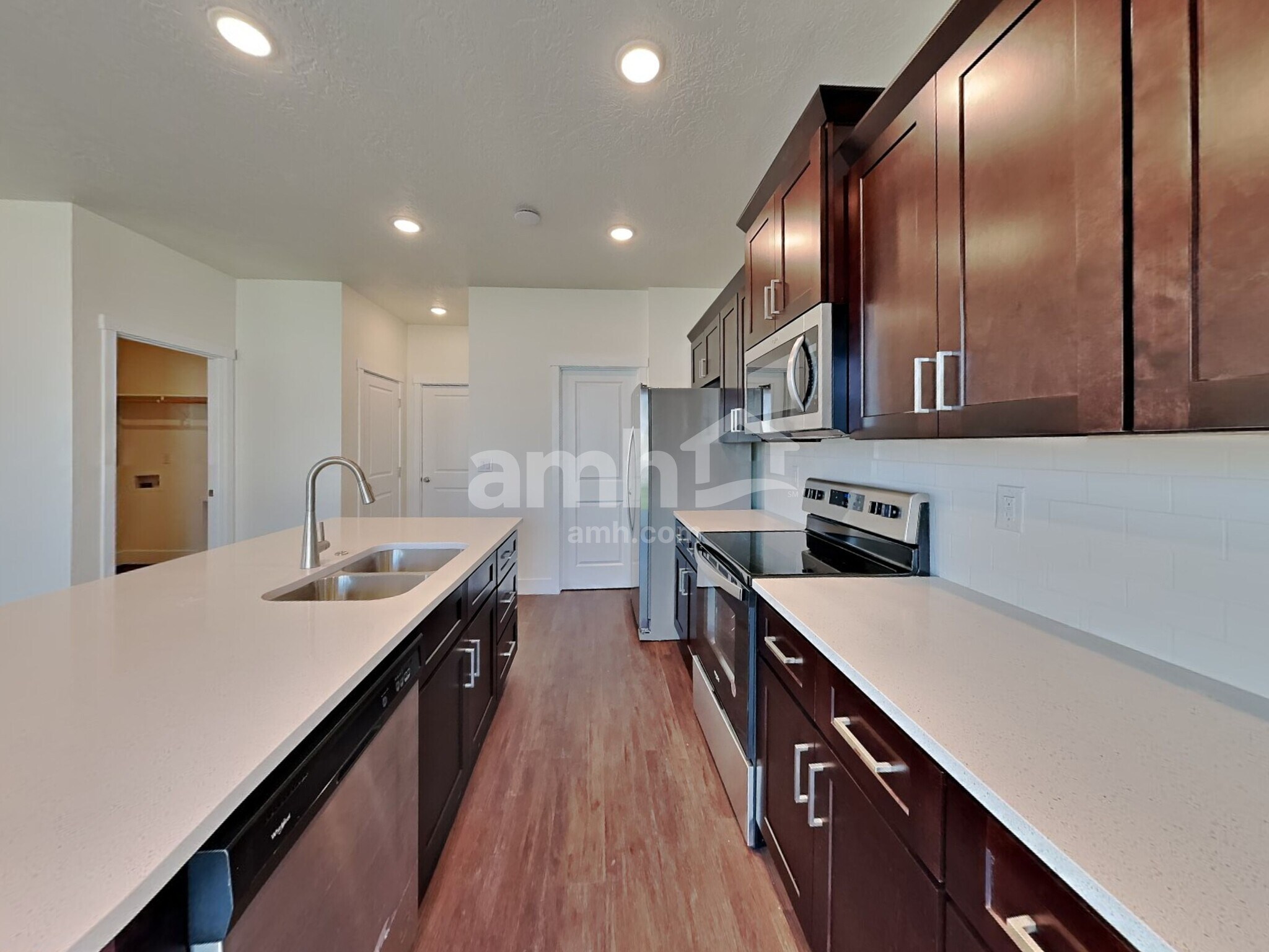 Building Photo - 3087 N Vigo Ave