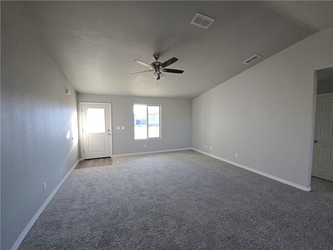 Building Photo - 2951 E Colina Cerbat