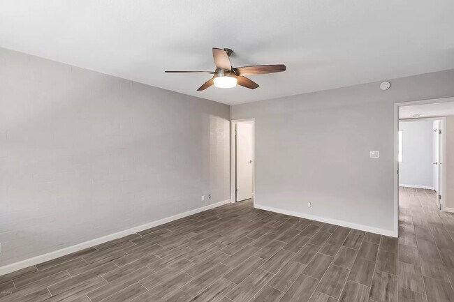 Building Photo - 4701 N 68th St
