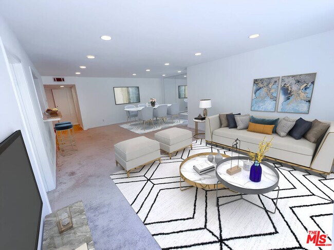 Building Photo - 6752 Hillpark Dr