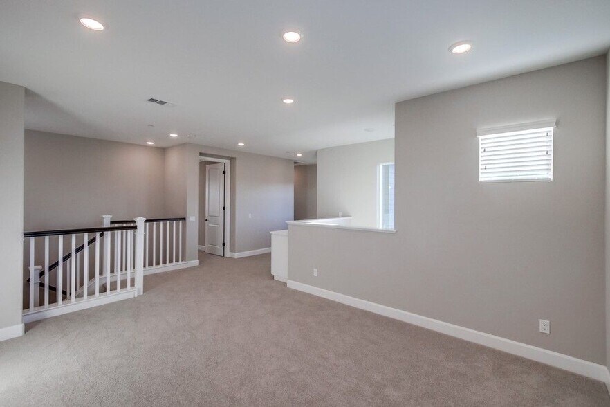 Building Photo - 12641 Stella Ln