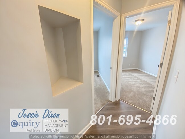 Building Photo - 2355 N 275 E