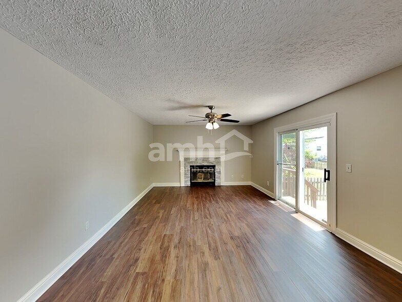 Building Photo - 6463 Winchester Highlands Dr