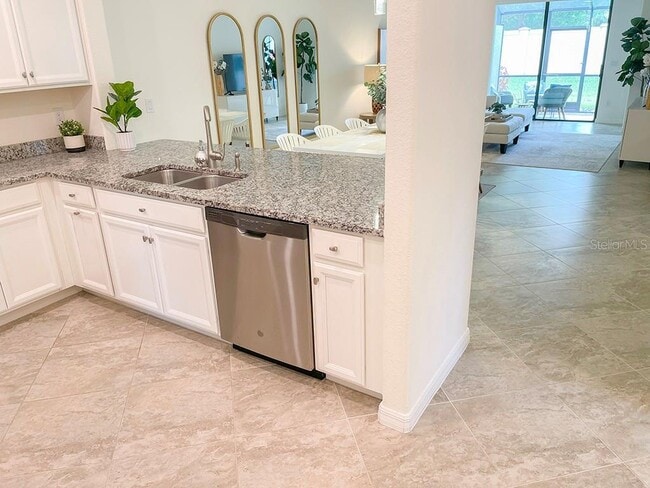 Building Photo - 9893 Haze Dr