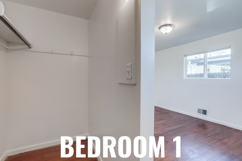 Building Photo - 7101 Wolff St