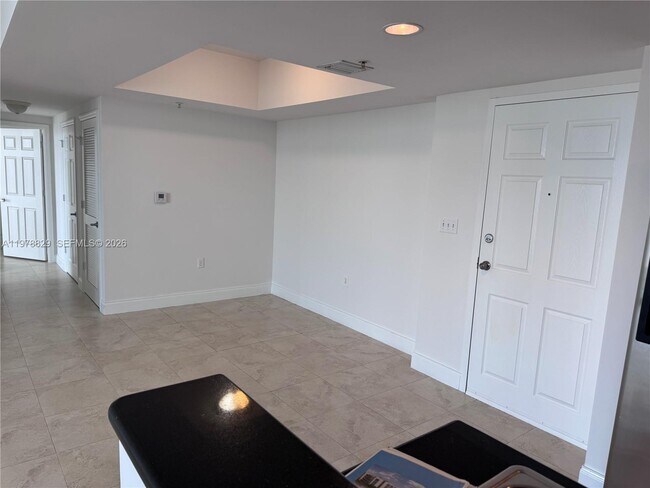 Building Photo - 140 S Dixie Hwy