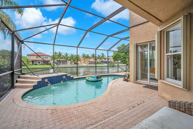 Building Photo - 16389 SW 31st St