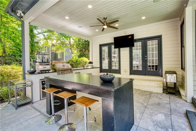Building Photo - 265 Oakhurst Leaf Dr