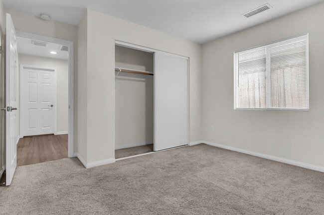 Building Photo - 7695 Freda Ave