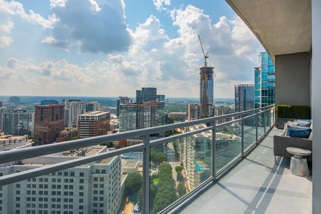 Building Photo - 1065 Peachtree St NE