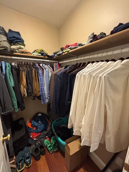 Building Photo - 7 Grove St