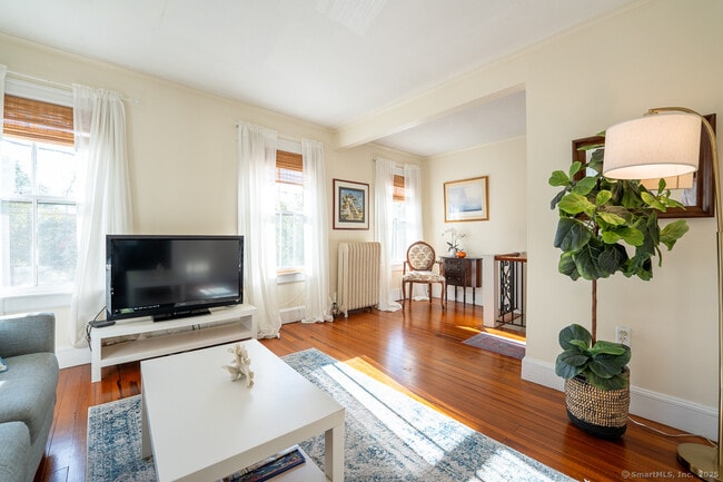 Building Photo - 4 Coburn Ave