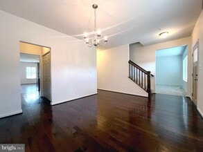 Building Photo - 312 Breeding Blvd